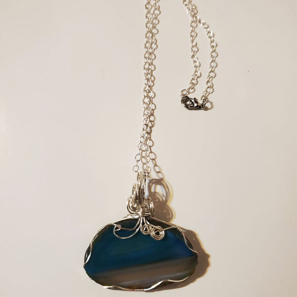 Blue agate slice crystal necklace